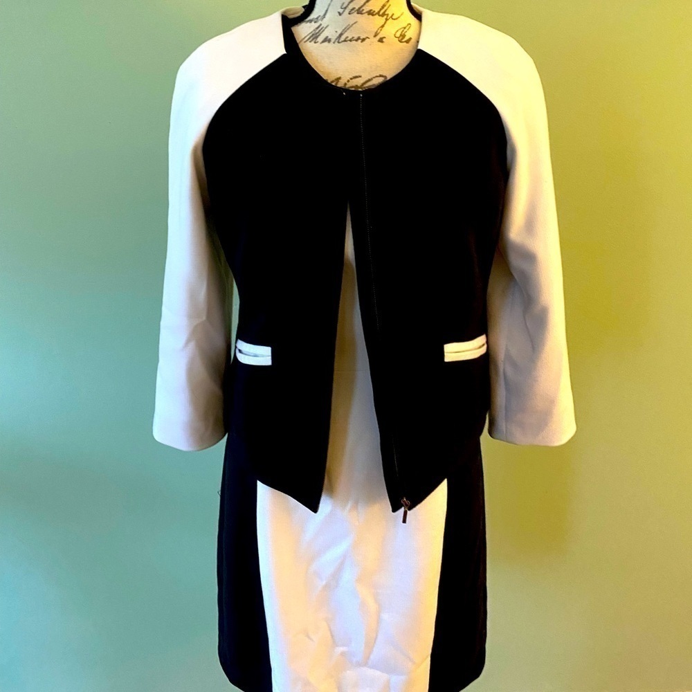 Black and white color block fully lined dress and jacket set size 4